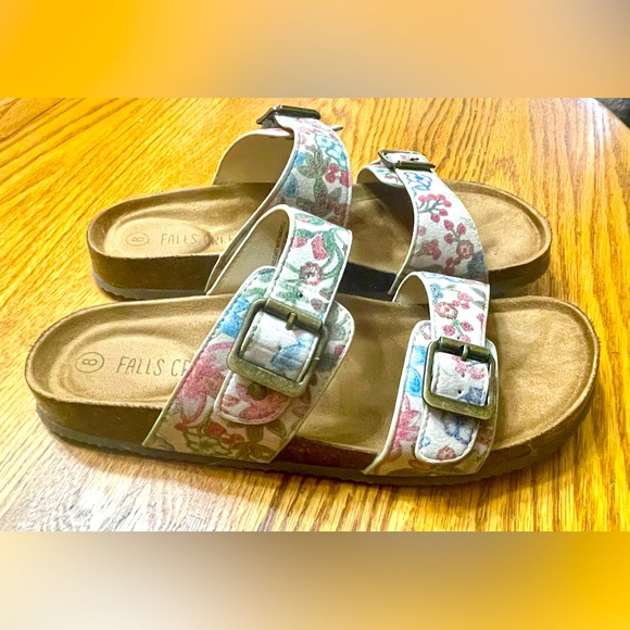 Fall Creek Floral Sandals - Picture 8 of 8